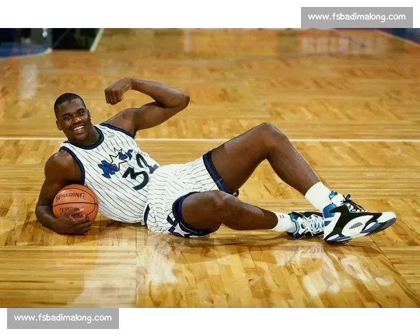 奥尼尔 “变身” 名场面：小球时代要变天？这些 NBA 脑洞太敢想